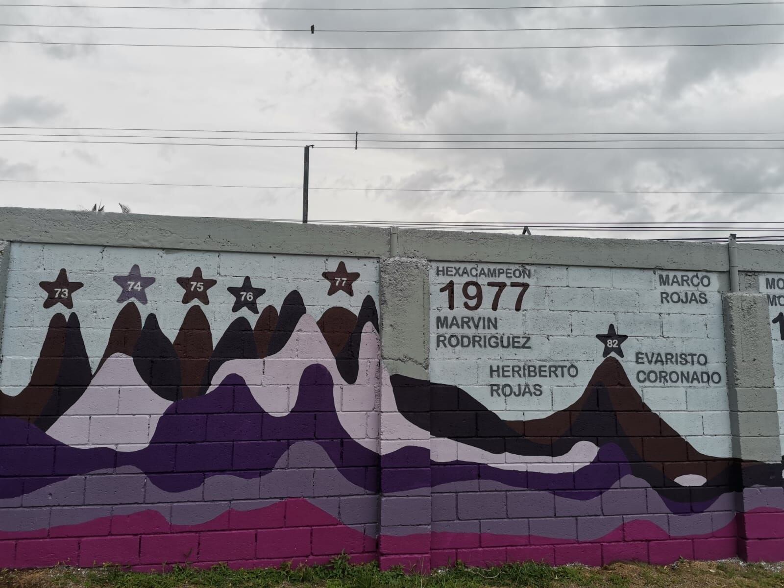 Las leyendas moradas están inmortalizadas en el mural. Cortesía.