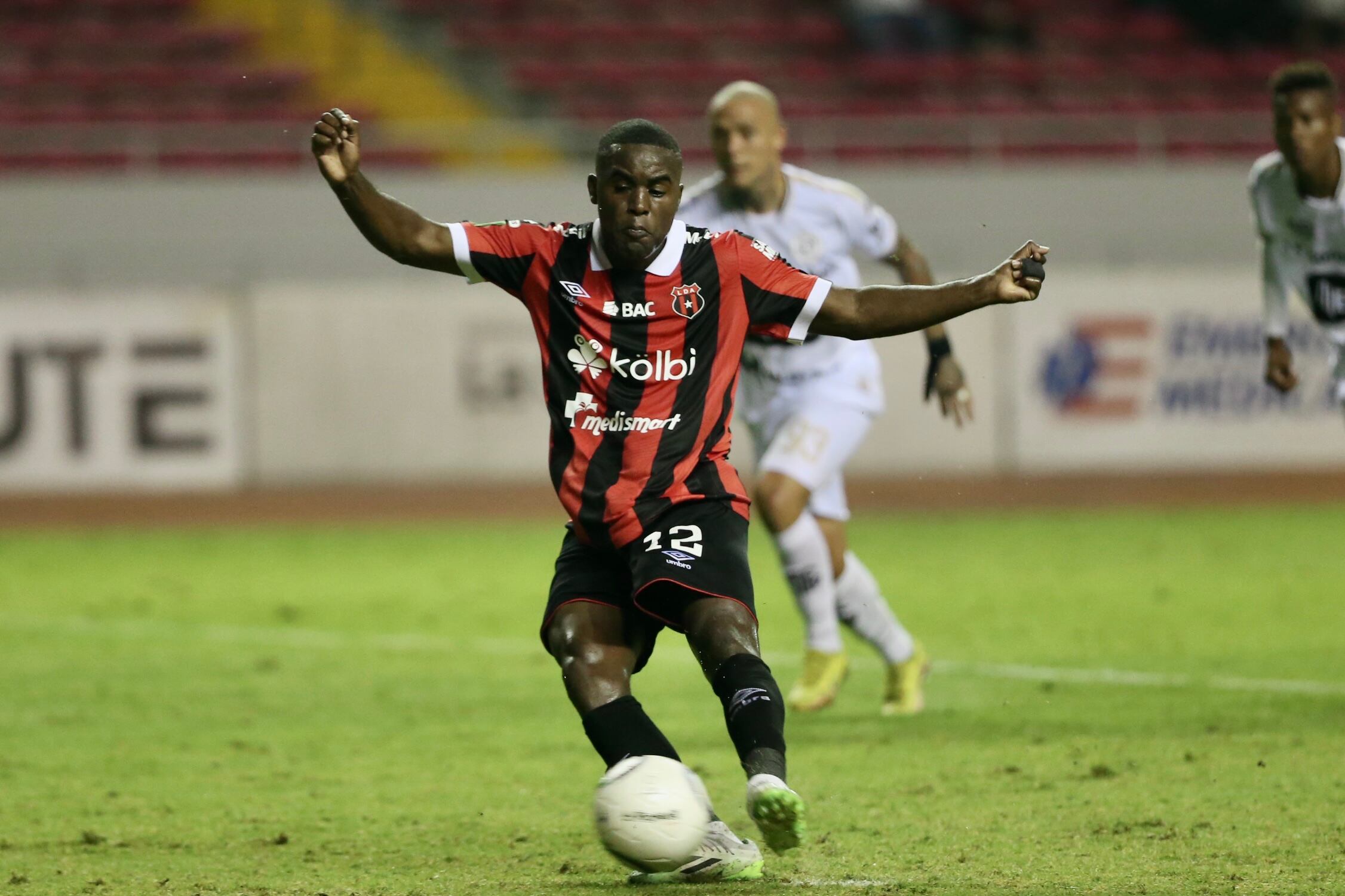 12/01/2024, San Jose, Estadio Nacional, partido de la jornada 1 del torneo de clausura 2024 entre Liga Deportiva Alajuelense y el Sporting FC.