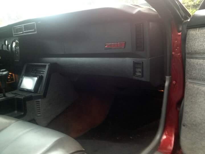 Chevrolet Camaro Iroc-Z del año 89. Cortesía.