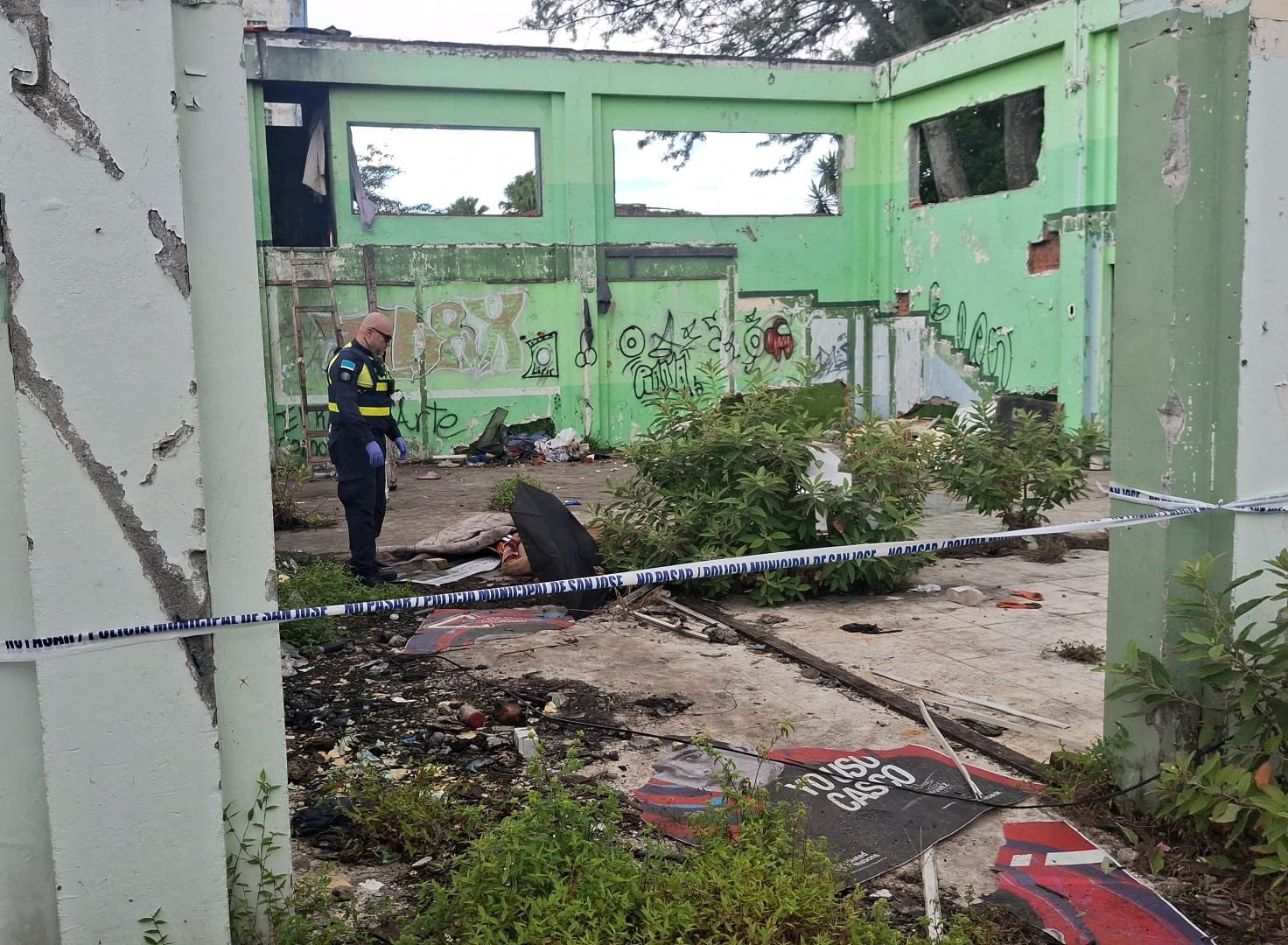 Félix Irías, de 26 años, es la víctima con signos de tortura y que fue hallado muerto en las ruinas del CNP en San José, el domingo 30 de agosto del 2026. Foto: Marcelo Solano