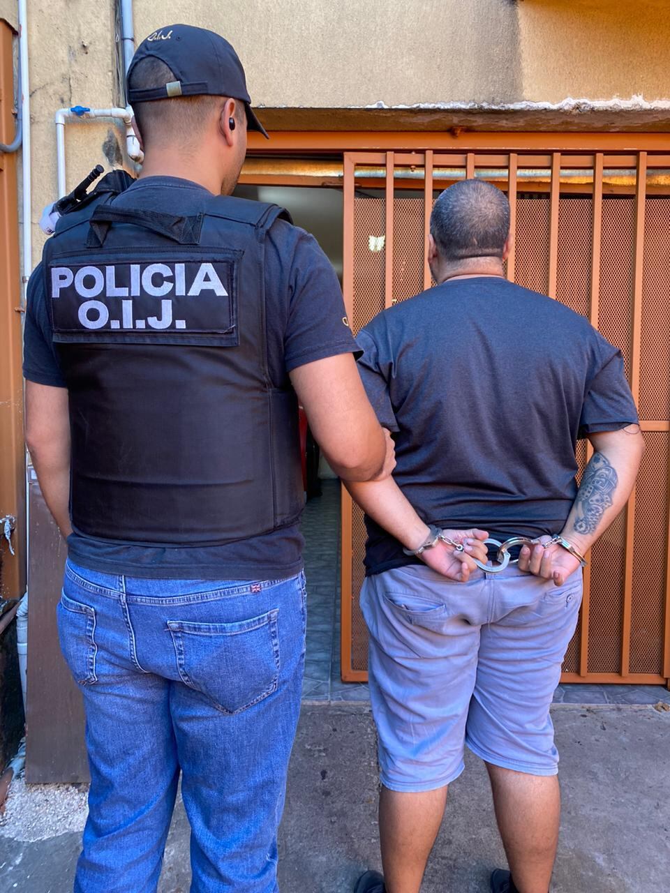 Cinco hombres y una mujer, así como dos privados de libertad son sospechosos de conformar una despiadada banda que habría asesinado a siete personas en ocho meses. Foto: OIJ