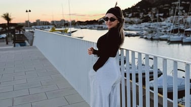 La esposa de Kendall Waston, Priscila Robles, revela una logro que transformará su futuro