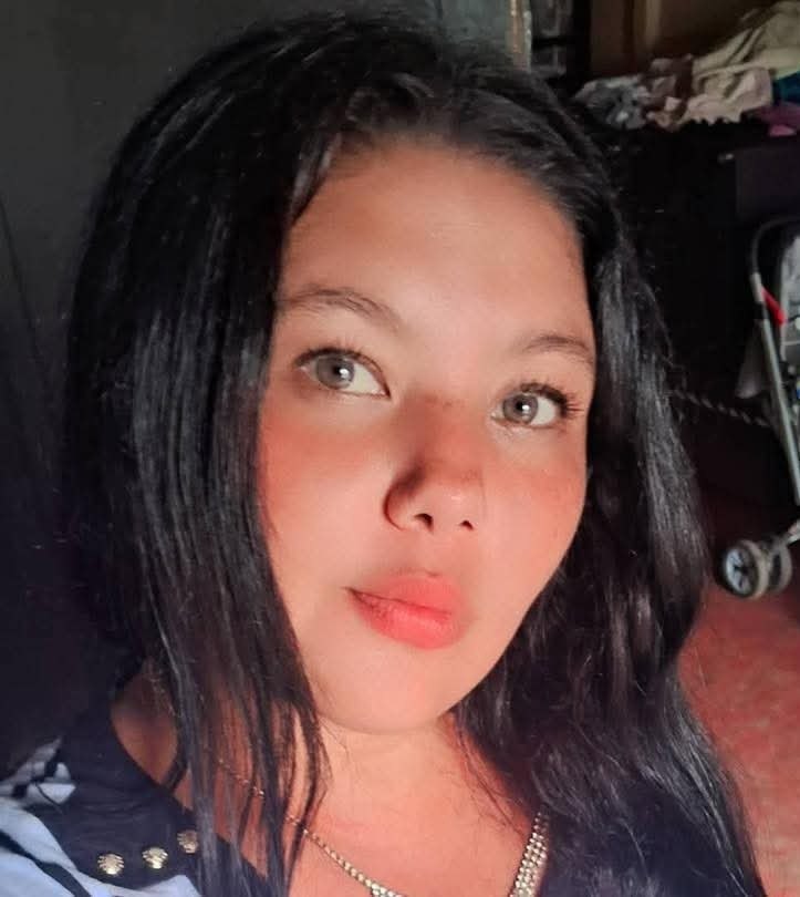 Mónica Chaves Solano, era madre de dos niños de 6 y 8 años. Foto Facebook.