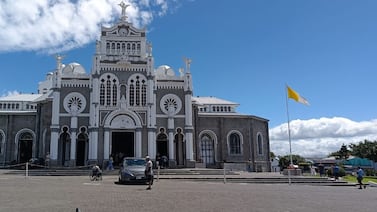 Reportan daños en la Basílica de los Ángeles tras impactos