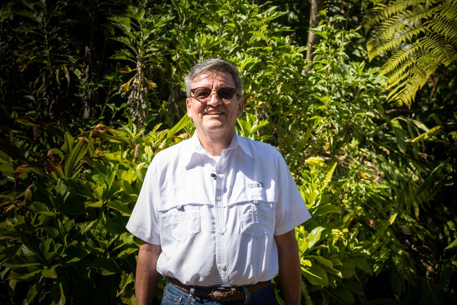 Álvaro Blanco de 62 años, vive en Ciudad Quesada en San Carlos de Alajuela, estudio teología y durante 21 años fue sacerdote en las parroquias de Santa Rosa de Pocosol, Boca Arenal, San Roque, Venecia y en el centro del cantón.