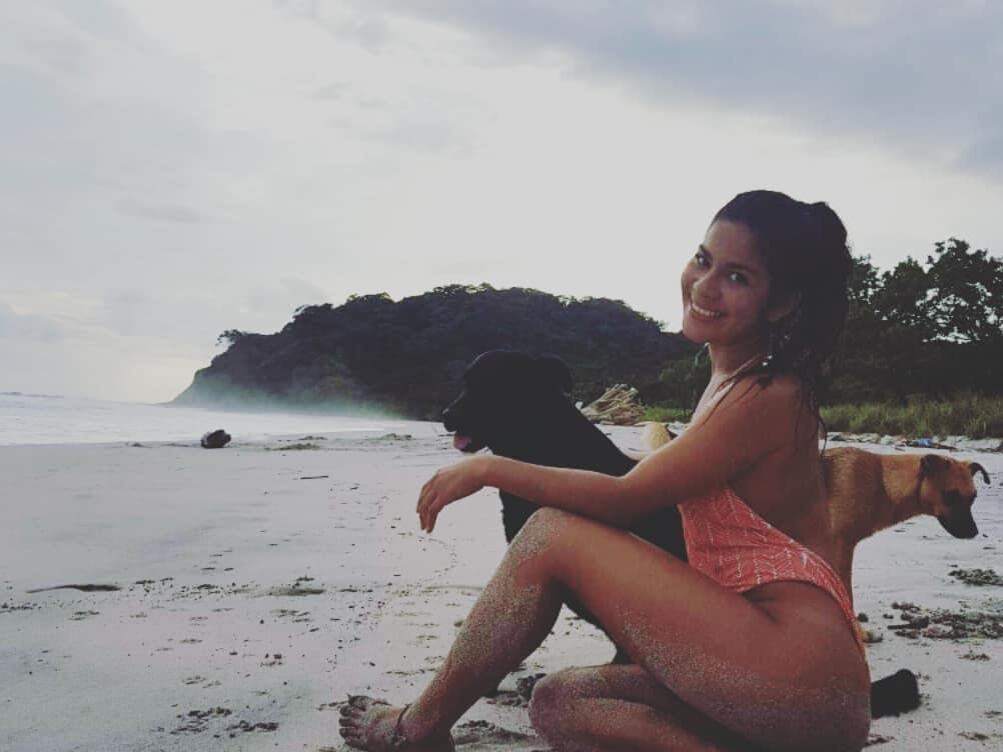 Daniela Escobar Salas fue vista por última vez la noche del martes 15 de octubre anterior y desde entonces su paradero es incierto. Foto: Tomada de redes sociales
