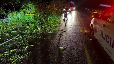 Asesinan a balazos a adolescente de 16 años y lo abandonan en una carretera muy transitada