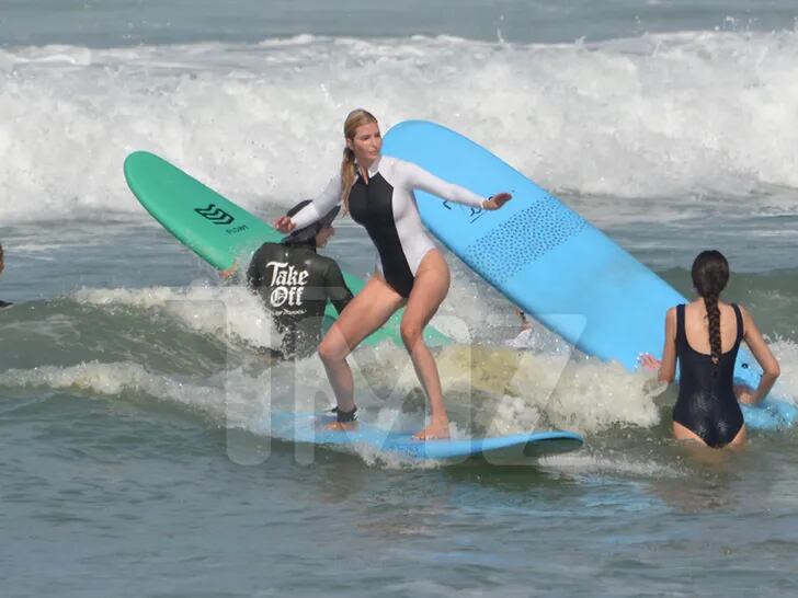 Ivanka Trump sigue en Costa Rica y la está pasando tan bien que es probable que su permanencia en el país continúe por unos días más.