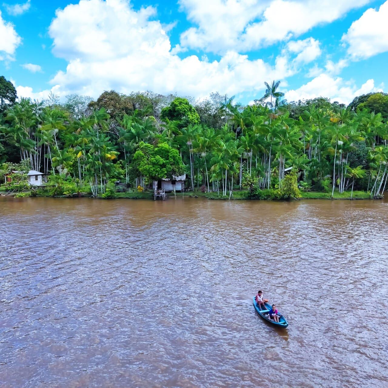 El fraile costarricense, Erick Marín Carballo, estuvo desde el 2022 al 2024 en el Amazonas y compartiendo 100% del tiempo con indígenas aprendió a comer mono, insectos de todo tipo y enamorarse del sabor de la piraña
