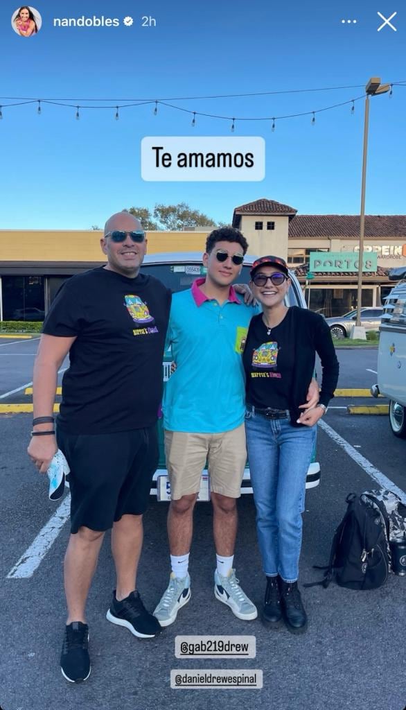 Nancy Dobles, presentadora de canal 7