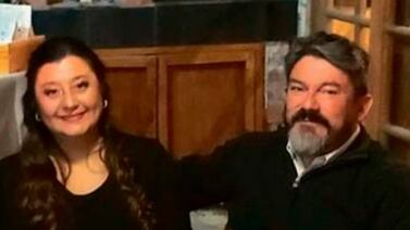 Tica y chileno que murieron junto con hija en accidente en Chile forjaron su historia de amor enviándose cartas