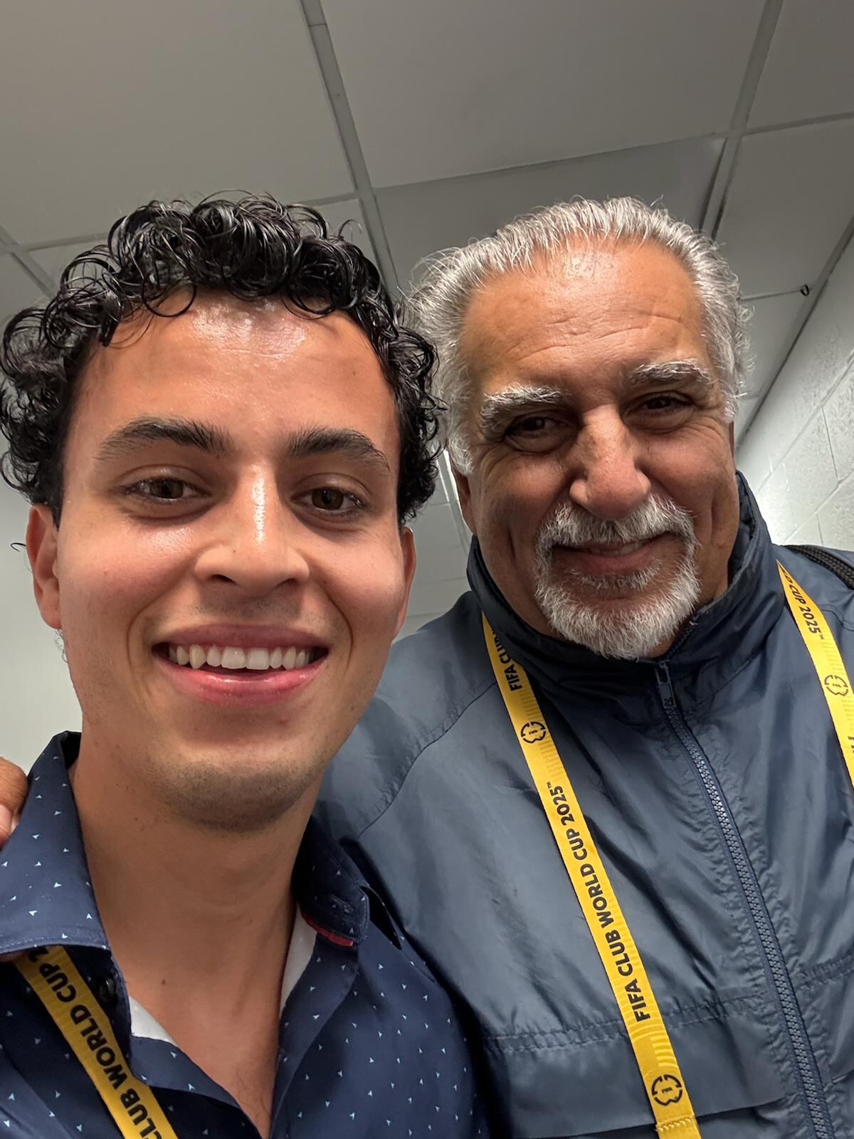 Andrés Jaime-Méndez tiene apenas 21 años y ya se está abriendo campo en una de las ligas más competitivas del mundo: el periodismo deportivo en Estados Unidos.