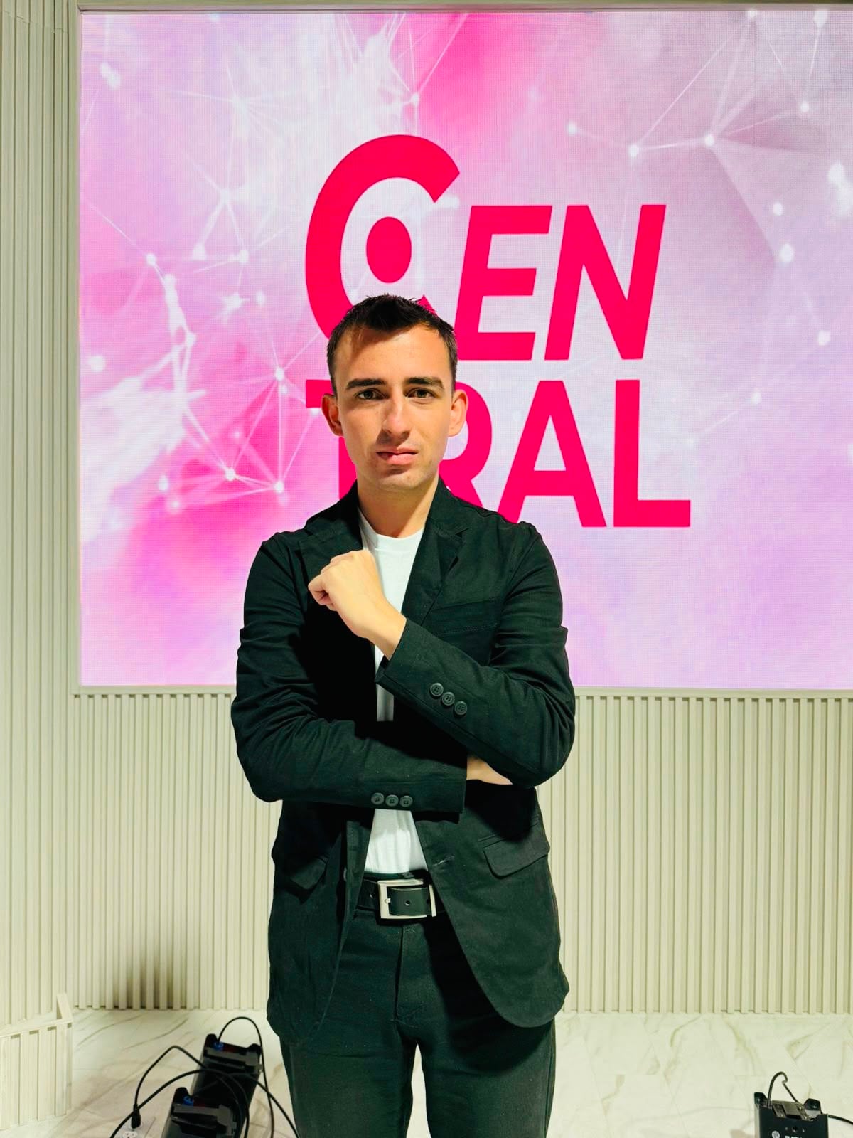 Denilson Navarro confirmó que dejó Canal Opa tras casi tres años en la televisora.