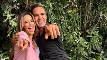 Keyla Sánchez llegó muy bien acompañada a Batalla de Karaoke e Ítalo Marenco la declaró cómo “la más pepiada”