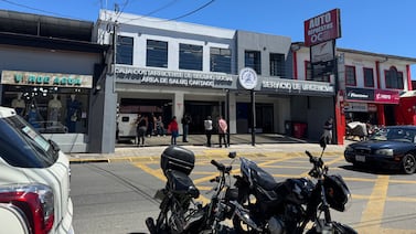 Cartagineses siguen esperando horas en urgencias del Max Peralta pese a nuevo servicio de la Caja