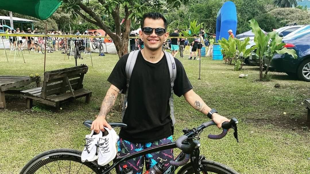 Ariel Hernández Carrillo, de 28 años, estaba cumpliendo su sueño de formar una familia, pero un accidente en la autopista General Cañas destruyó todo. Foto: Tomada de Run 506 latinoamérica