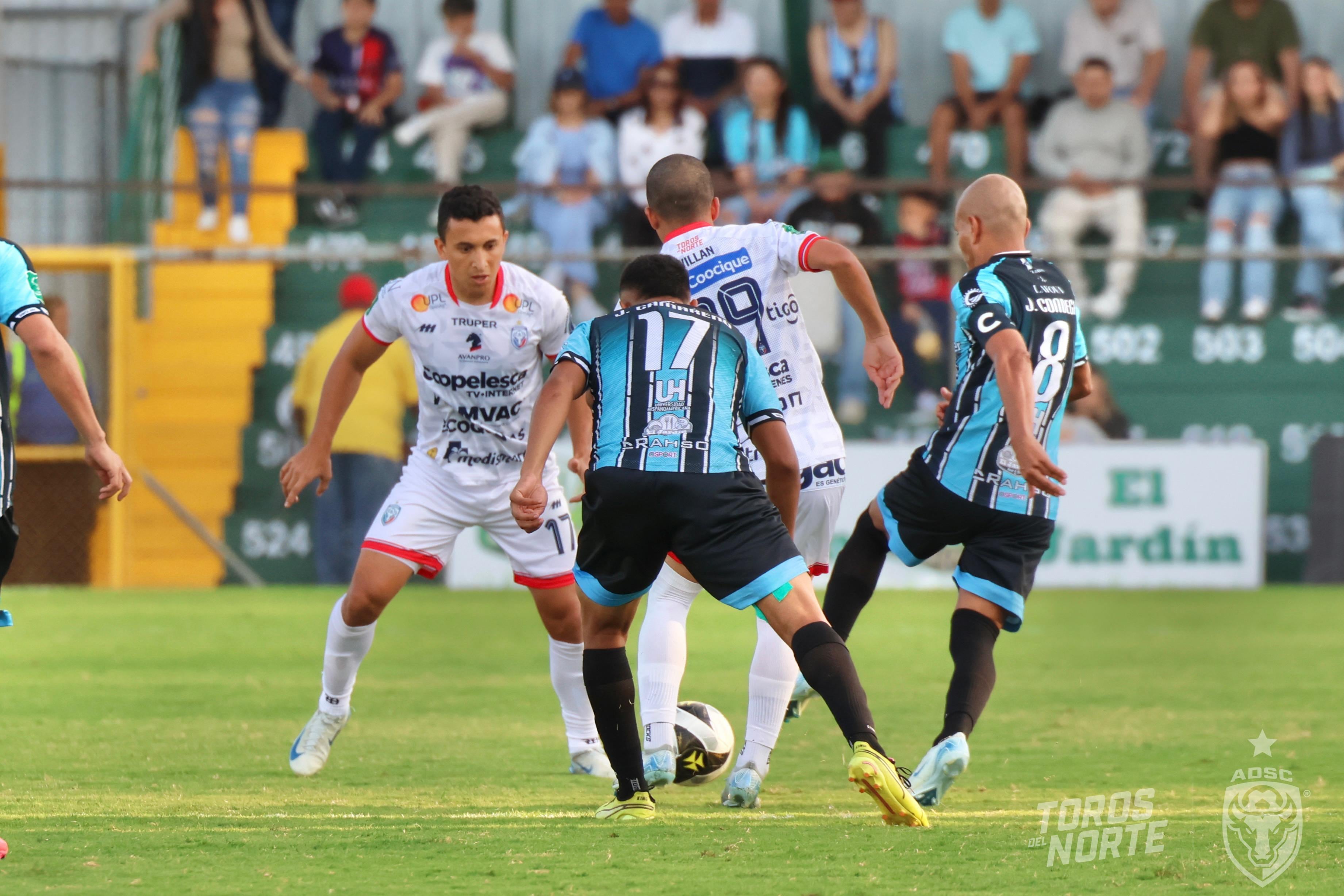 Jugadores de Santa Ana y San Carlos hablaron del empate y la situación que viven sus clubes. Prensa SC.