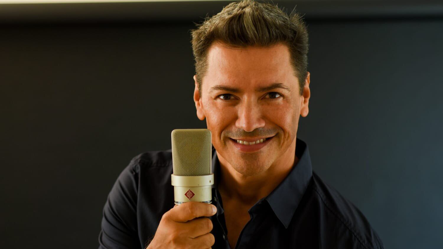 Gustavo Lara recuerda con entusiasmo Costa Rica y tiene sorpresa para los ticos.