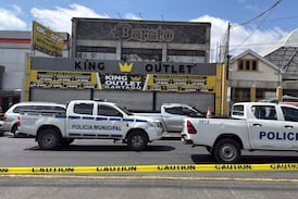 Sospechosos de asesinato cerca de las Ruinas de Cartago huyeron tras robarle el carro a una mujer