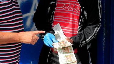 Vendedora de lotería: “Golpe que recibimos con la baja en las ventas es muy grande”