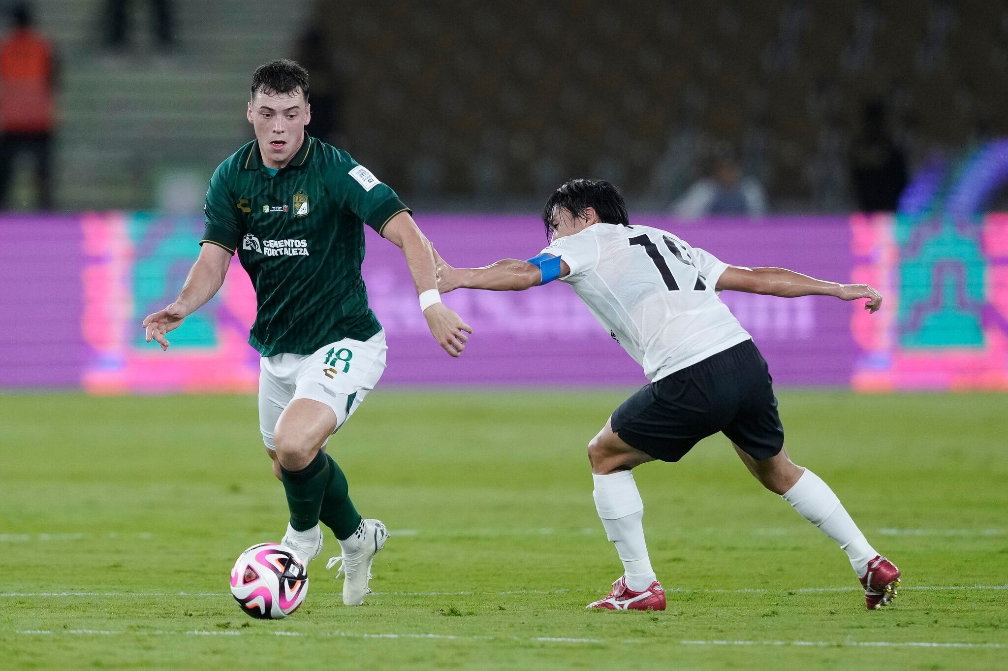 León de México, Urawa de Japón, mundial de clubes