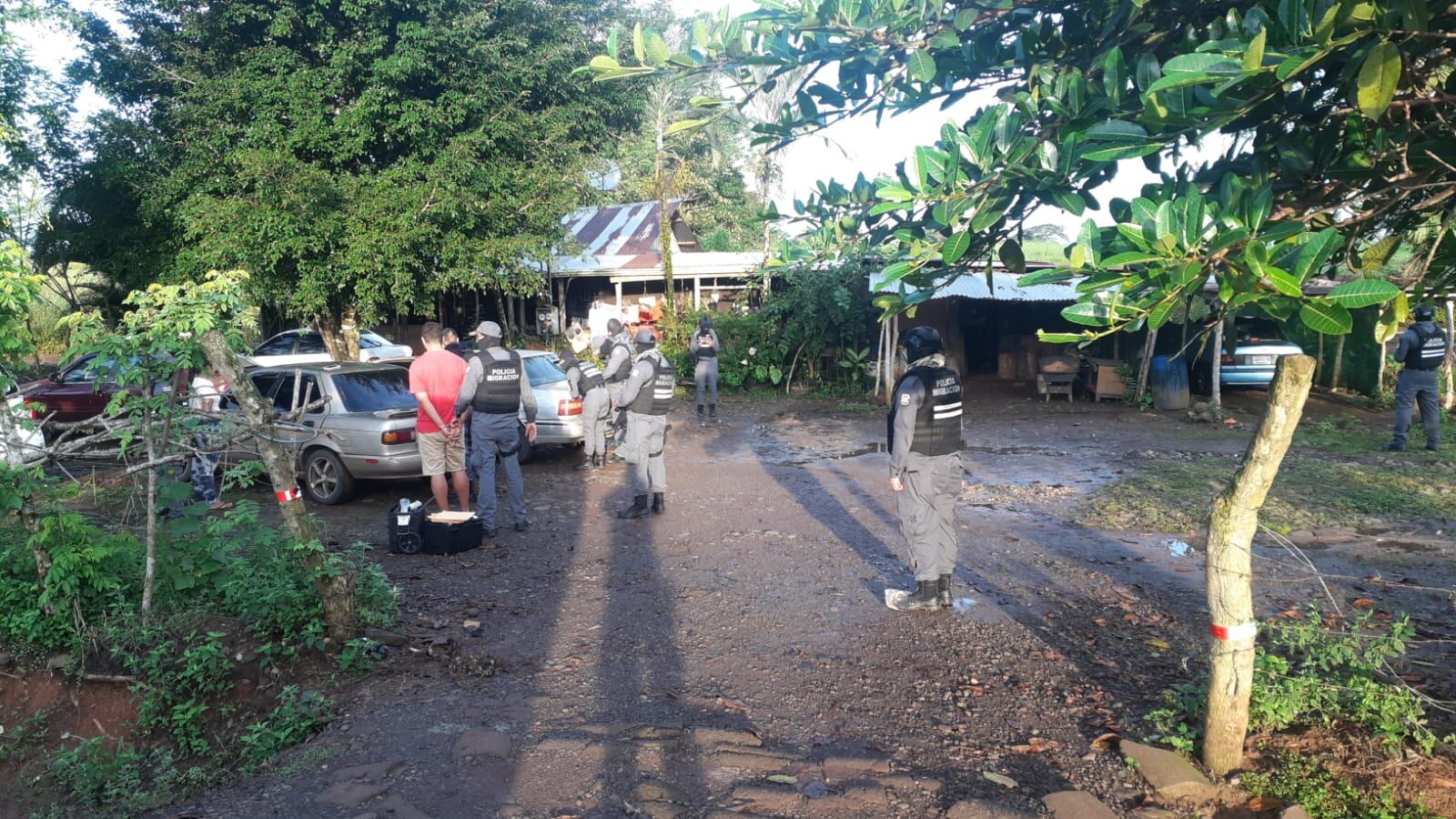 La Policía Profesional de Migración detuvo a 9 personas en el operativo. Foto PPM.