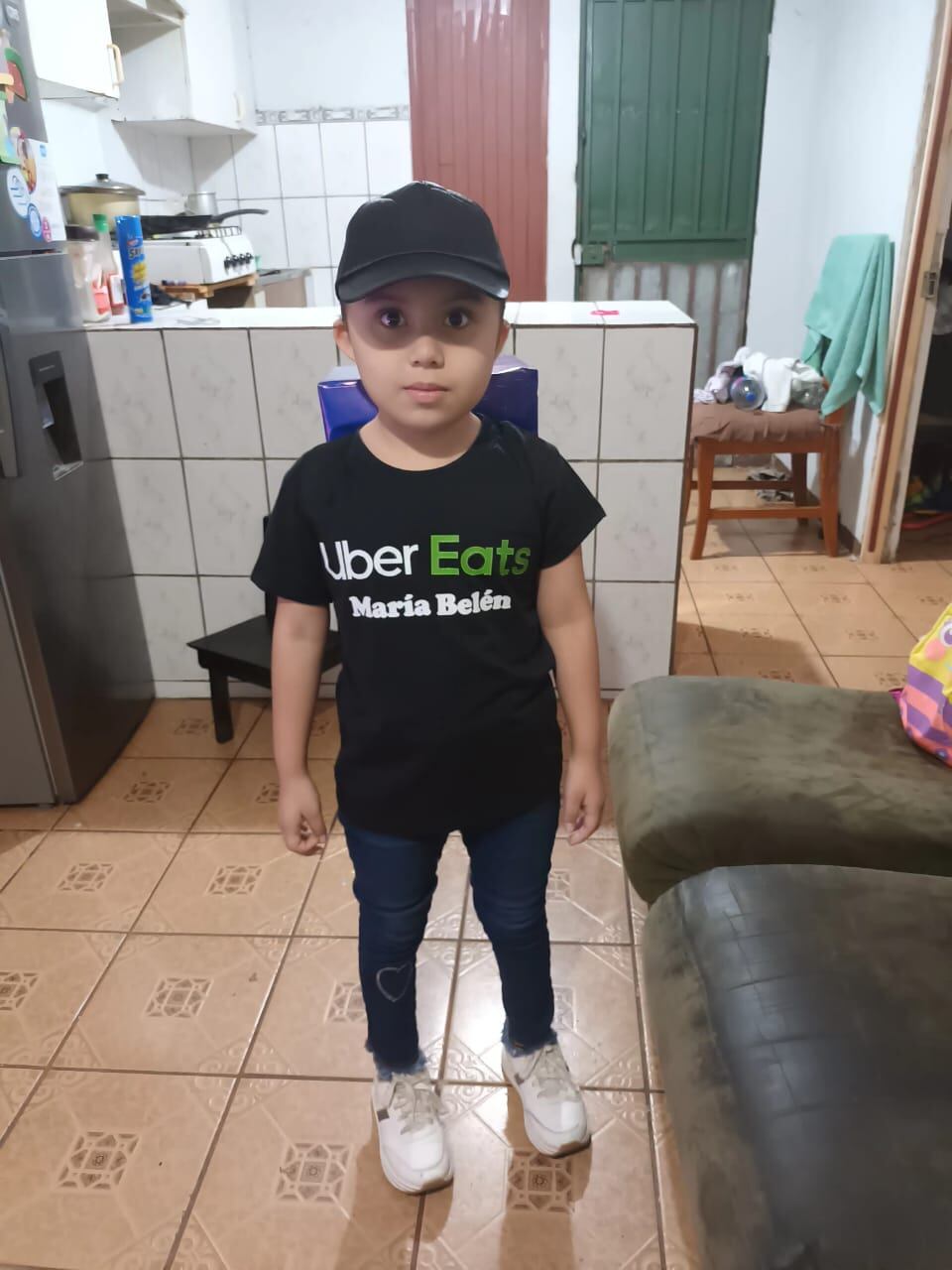 Juan Francisco Reyes es el papá de María Belén Reyes Medina, quien tiene 6 años y ve a su papito como un superhéroe; él es repartidor de UberEats.