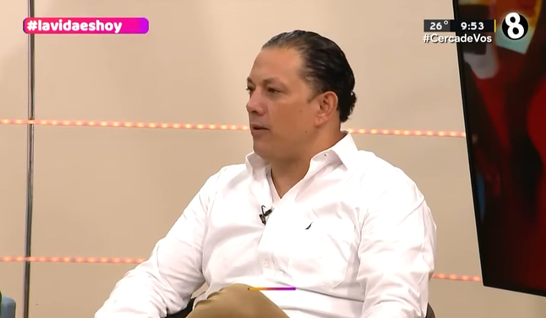 Fabiola Herra y su novio Fabio Fernández en canal 8