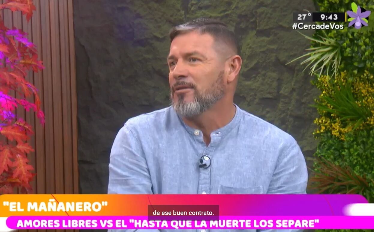 Rolando Fonseca estuvo de invitado en el programa La Revista de canal 8.