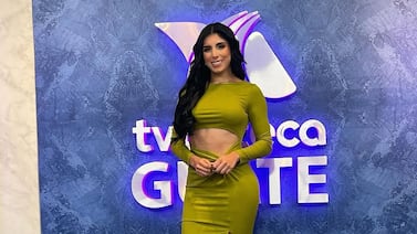 Exchica Combate recibió romántica propuesta días después de su doloroso accidente en Guatemala