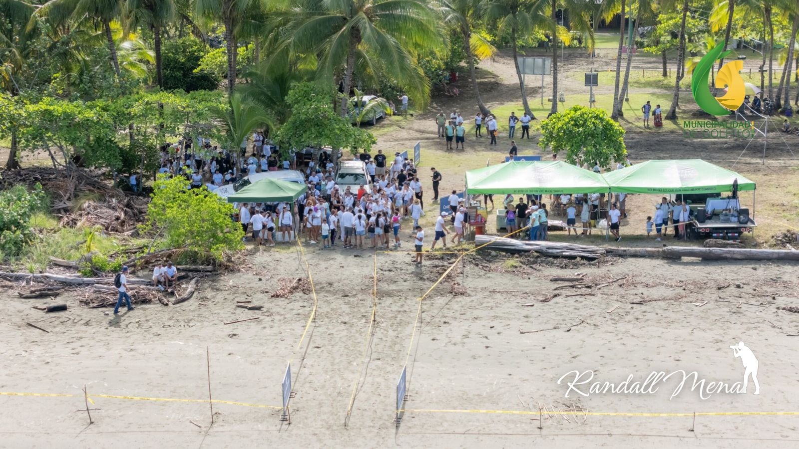 El sábado 8 de junio del 2024, a las 9 de la mañana, llegaron a la convocatoria 466 personas a playa Zancudo para formar la silueta de una ballena jorobada y así imponer un nuevo Record Guinnes.