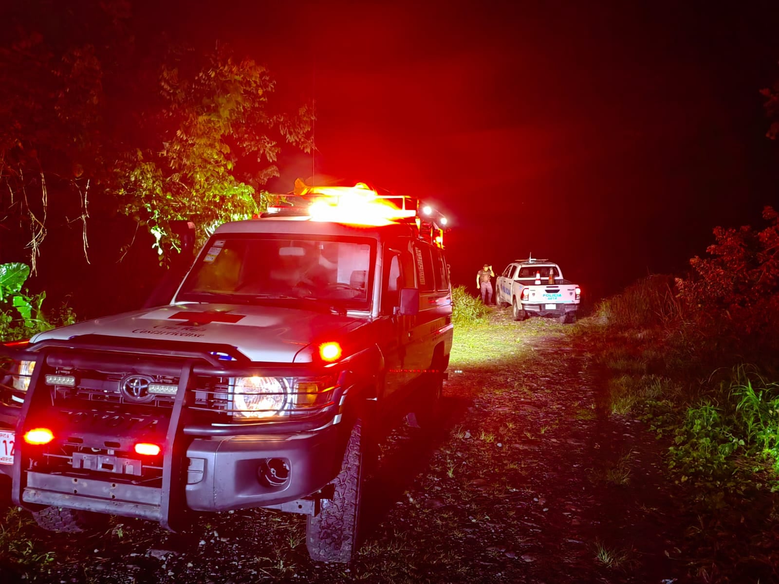 Cruz Roja realiza la búsqueda de persona extraviada en el río Reventazón