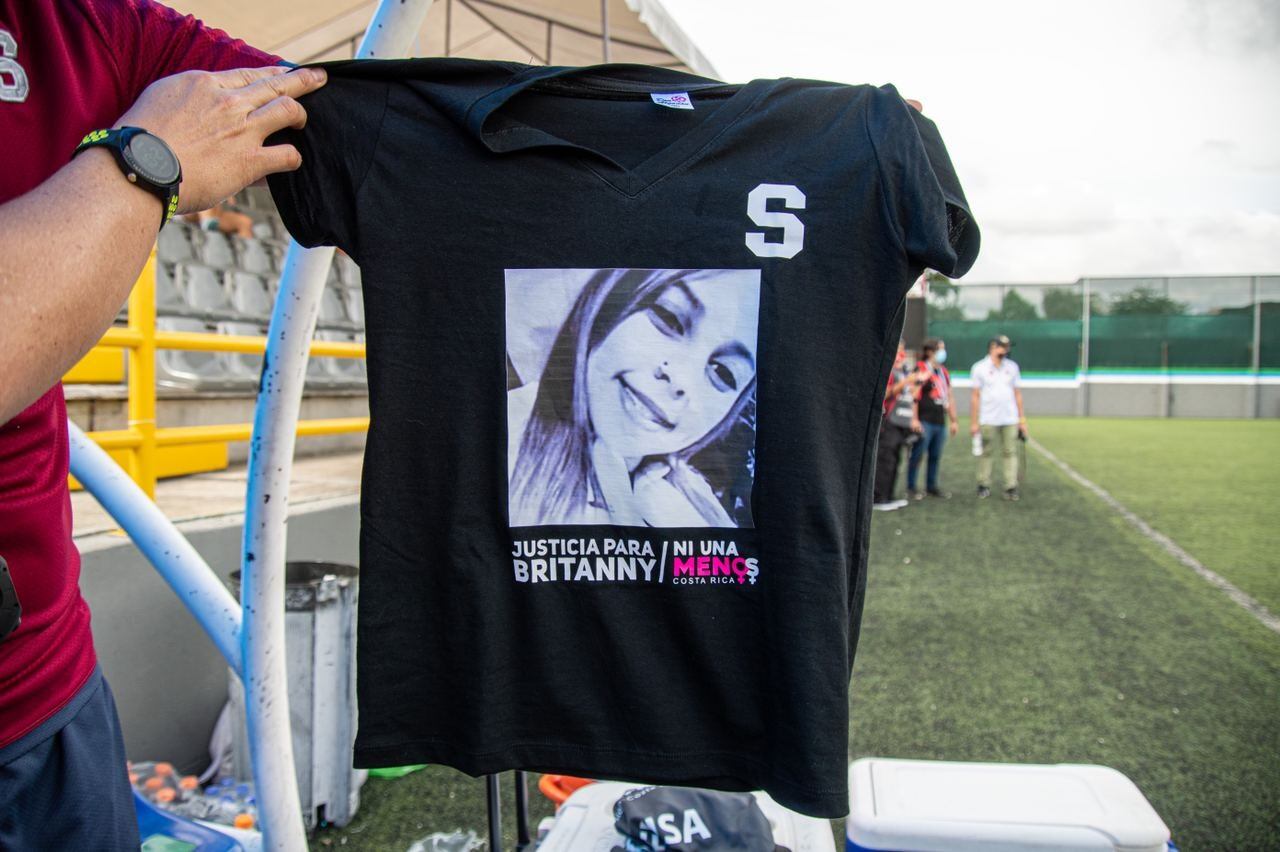 Saprisa recordó a Britanny Cerdas, como parte de su campaña Ni una menos. Cortesía.