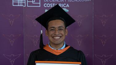 Nicaragüense que llegó angustiado a Costa Rica, se graduó y hoy tiene un sueño en su corazón