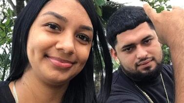 Pistoleros entraron por una ventana para asesinar a pareja mientras dormía