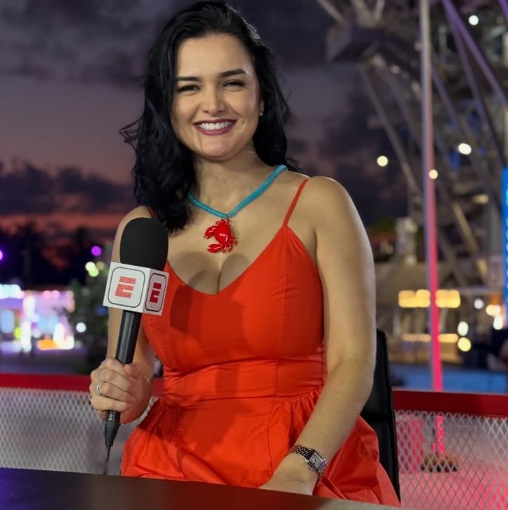 Natalia Álvarez, periodista de ESPN.