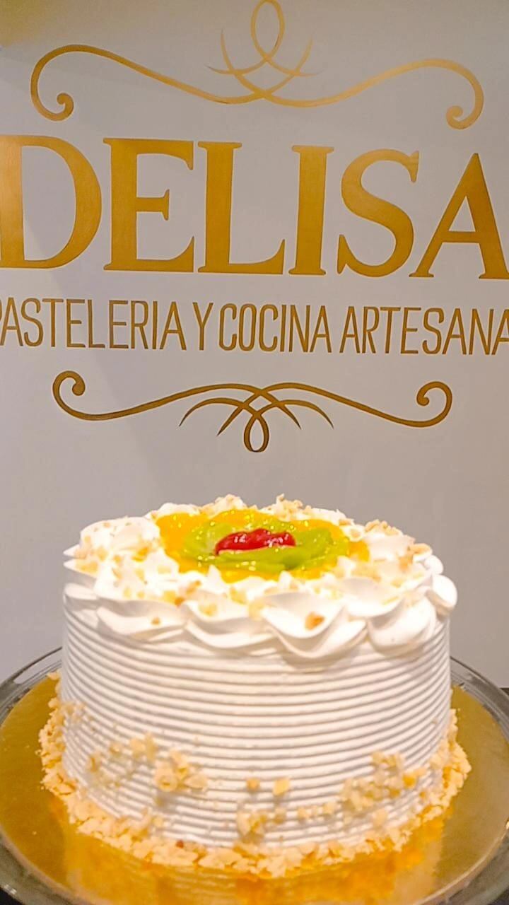 Venezolana llegó a Costa Rica con un bolso y ahora tiene un negocio