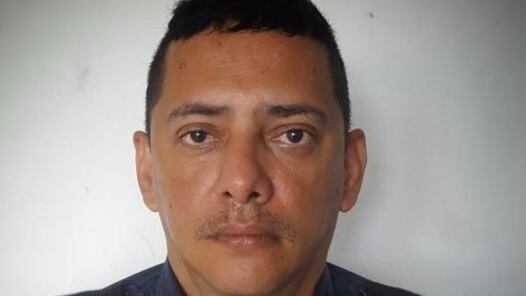 A un Policía de la Fuerza Pública identificado como Carlos Alexander Velásquez, de 51 años, le quitaron la vida la madrugada de este miércoles 9 de octubre cuando él estaba cumpliendo con su deber. Foto: Tomada de redes sociales