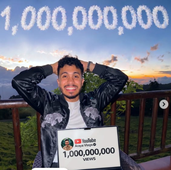 Christopher Araya Jiménez, mejor conocido como Araya Vlogs