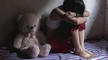 “Enamorado de vos”: imputan a un profesor de equitación por acosar a una alumna de 13 años en Río Negro