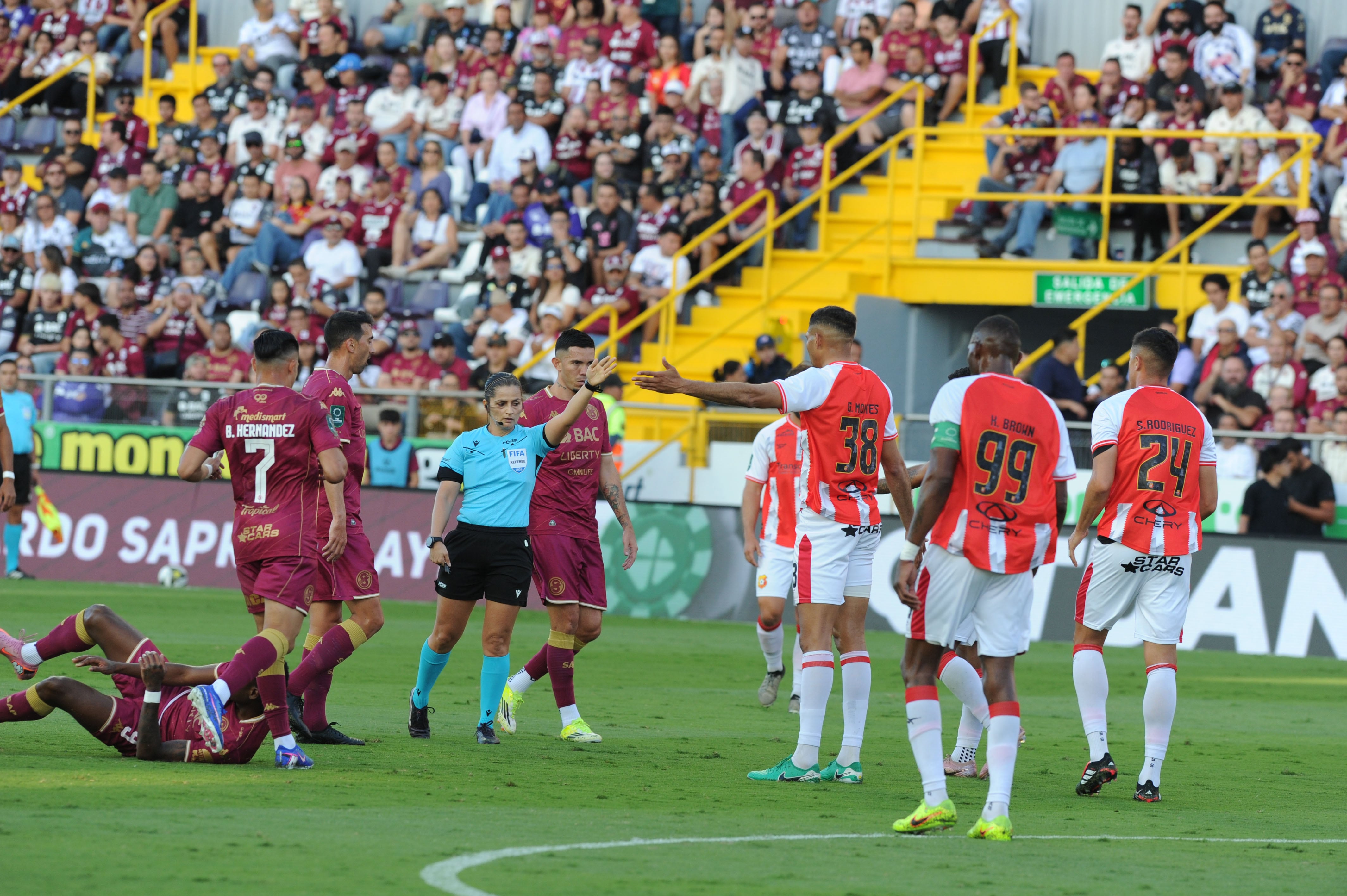 Partido Saprissa vs Herediano.