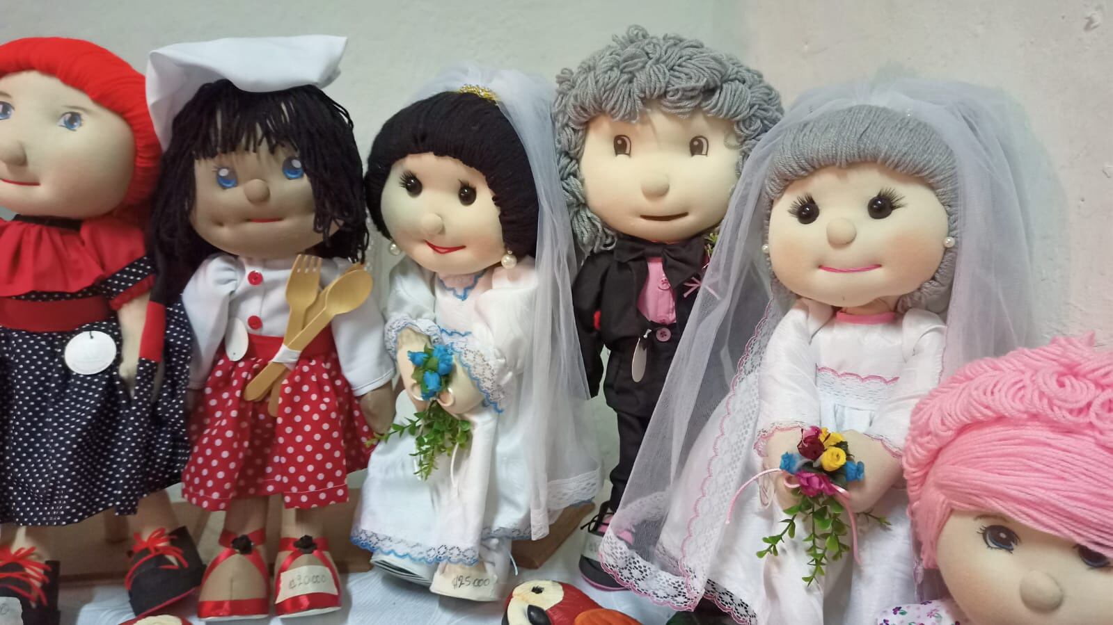 Creaciones muñecas con amor