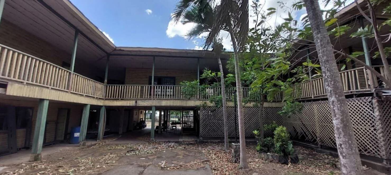 Kimberly Díaz Brenes es arquitecta del Instituto Costarricense del Deporte y la Recreación (ICODER), tiene 29 años y es oriunda de Cañas. Ella es la responsable de la renovación de la Casona Hacienda San Luis que data de 1951 y fue declarada de interés histórico Arquitectónico en 1994.