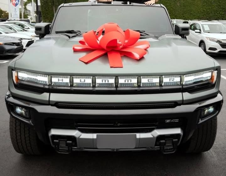 Toni Costa está estrenando chuzo