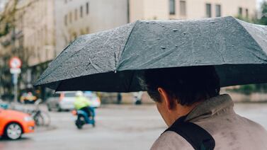 Este jueves amaneció lloviendo pero, ¿va a seguir así todo el día?