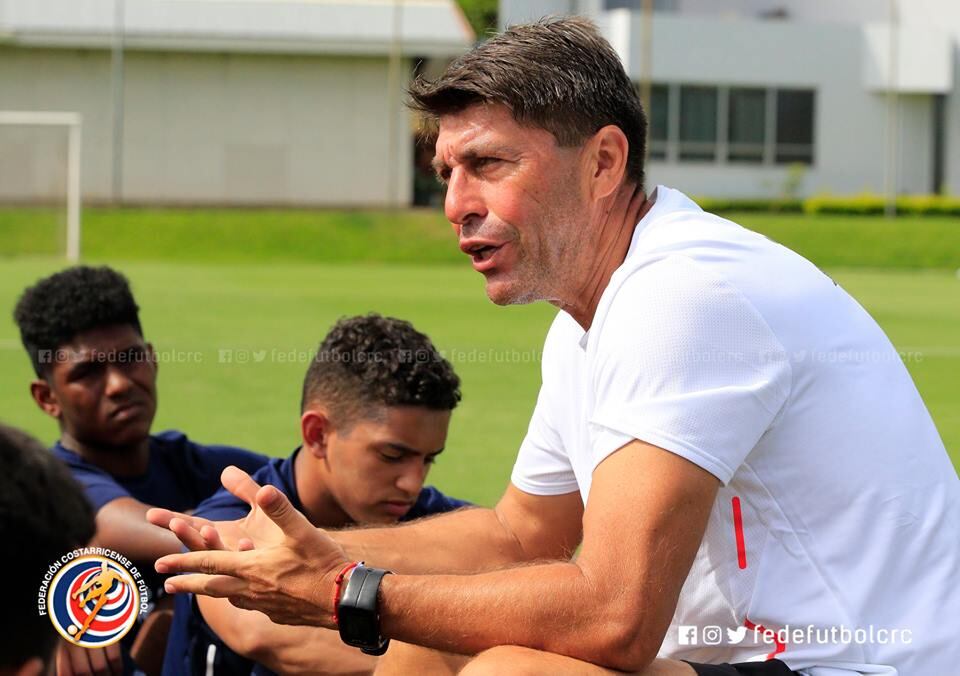 Salomón es el entrenador del Uruguay de Coronado. Fedefútbol.