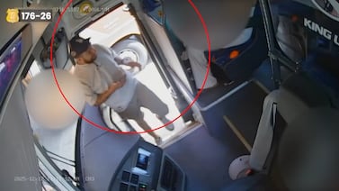 Video: Colombianos se hicieron pasar por empresarios y terminaron amordazando a sus víctimas en un apartamento