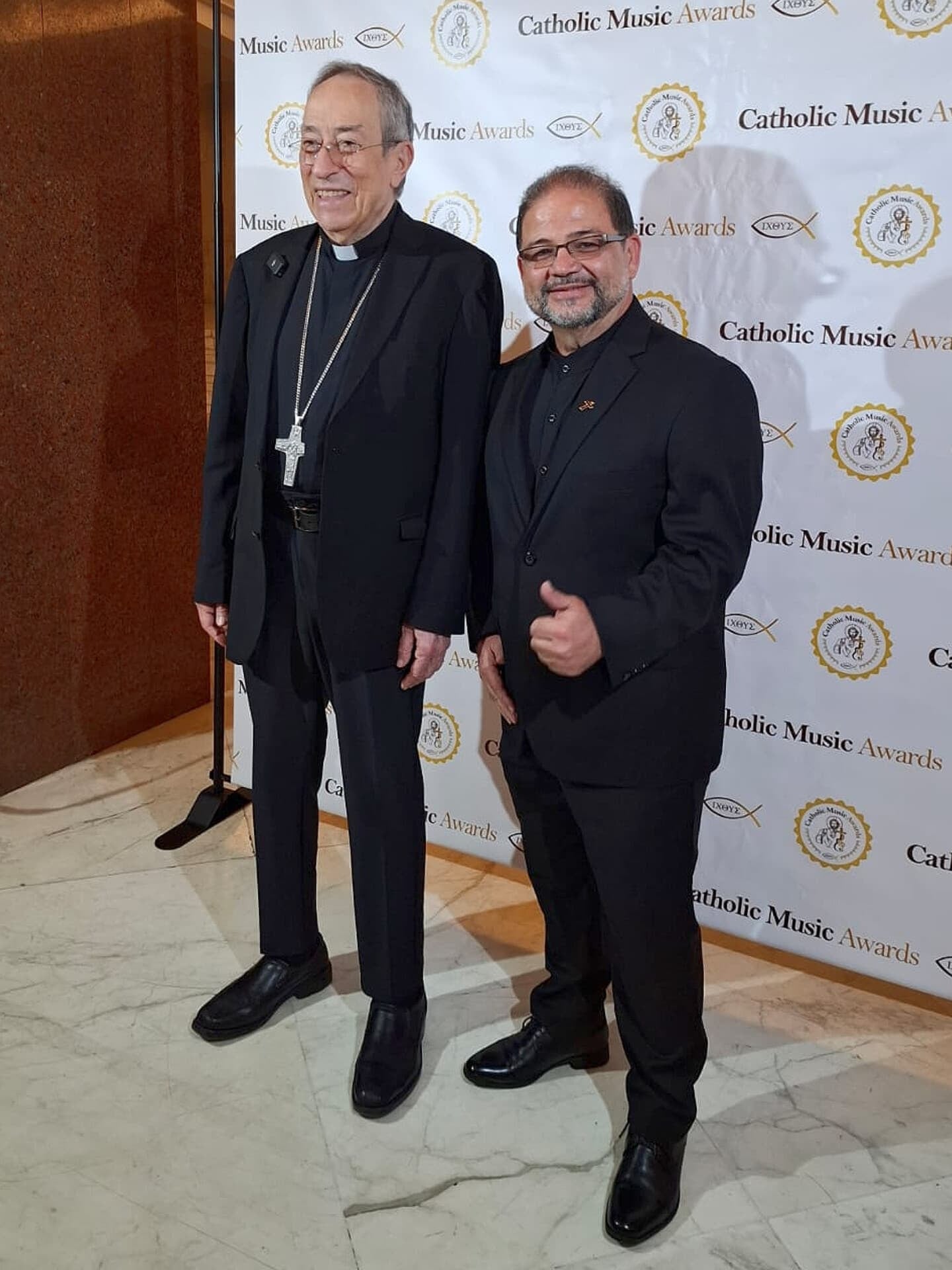 El desamparadeño, Freddie Chavarría, cantautor católico, el pasado 27 de julio ganó un histórico premio de la música católica mundial. El tico triunfó en la primera edición de los “Premios a la Música Católica”.