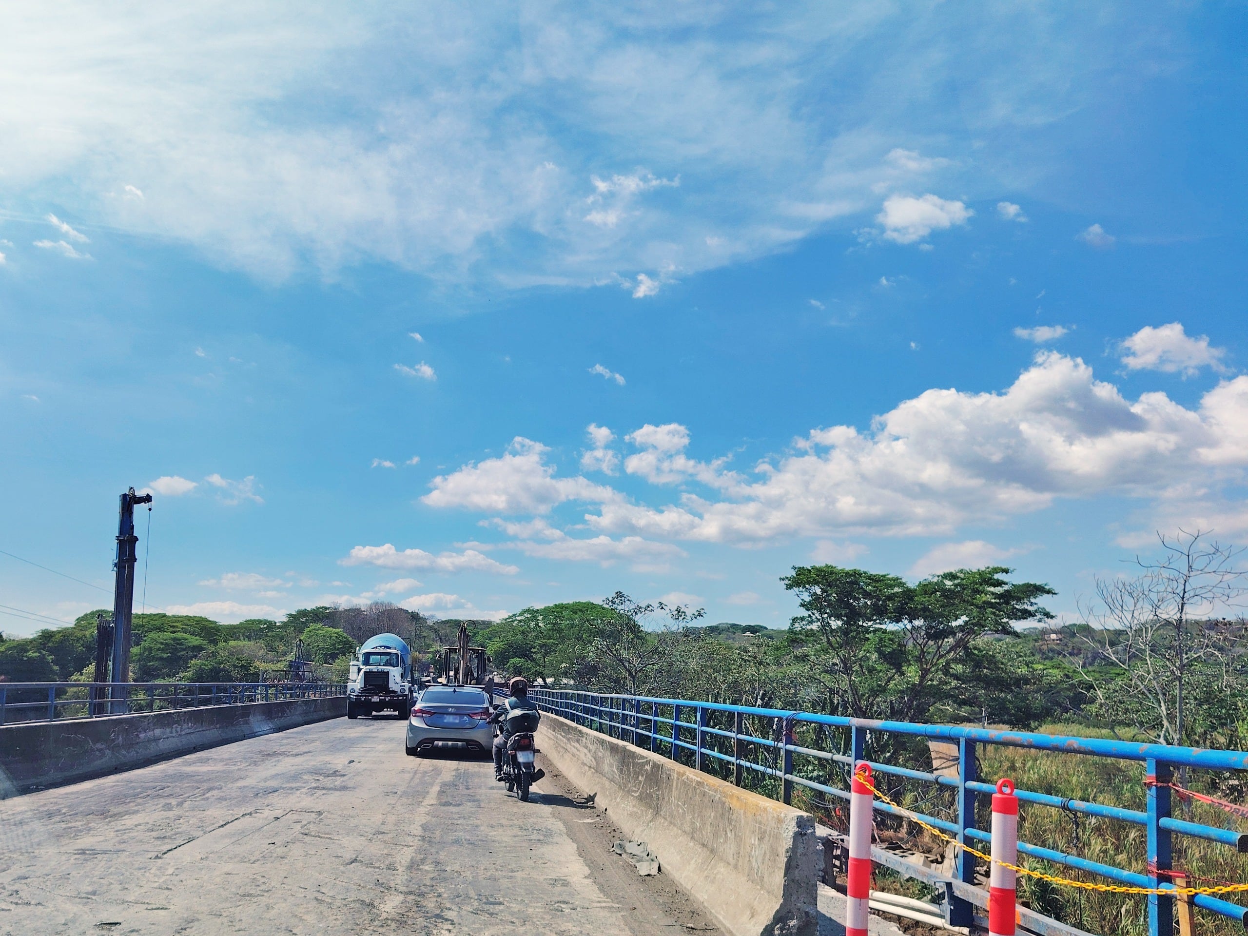 Habrá paso regulado en puente sobre río Tárcoles