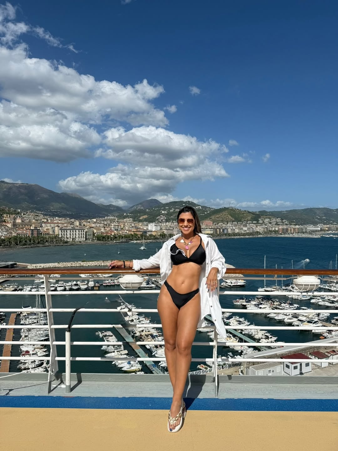 Nicole Aldana contó por qué su hija mayor, Mia Montero, se tuvo que devolver a Costa Rica en medio de las vacaciones familiares que disfrutaban juntos por Europa.